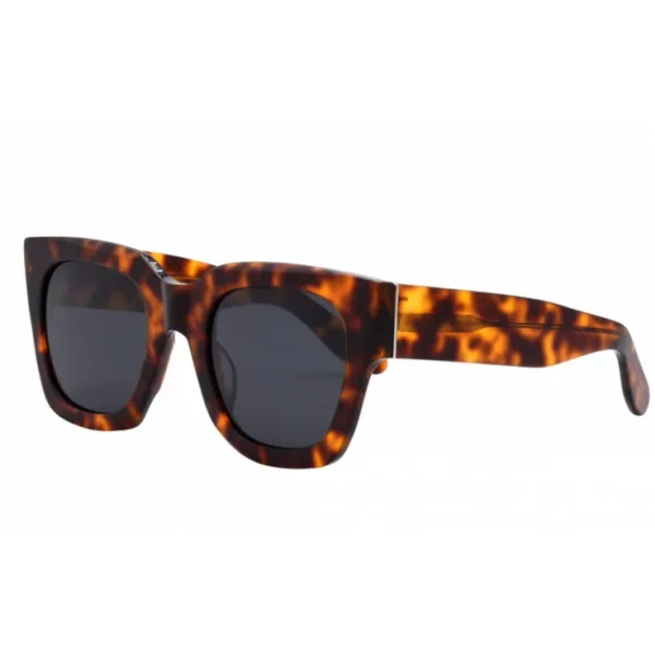 Jolene Tort / Smoke Polarized