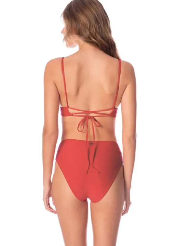 Red Camelia Suzy Q Bottom