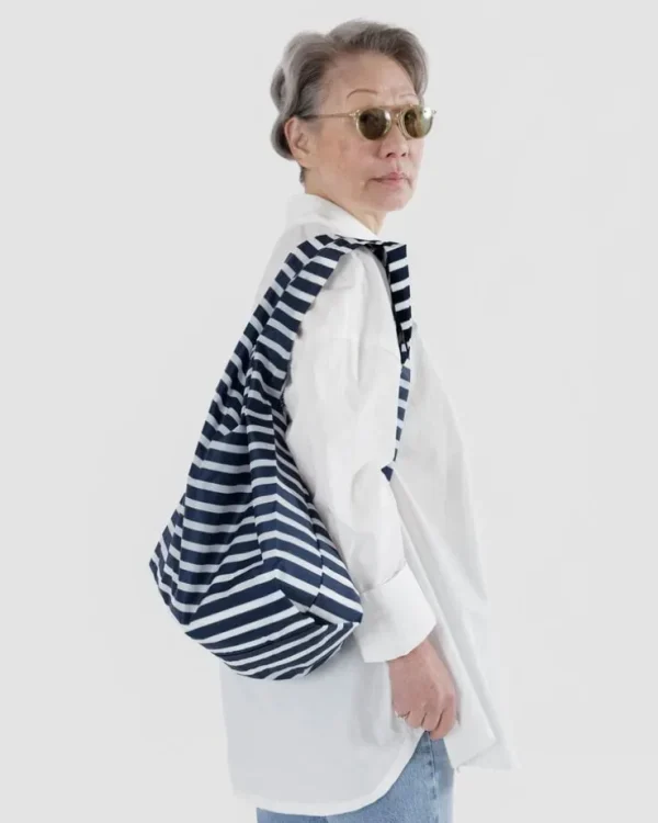 Standard Baggu - Navy Stripe